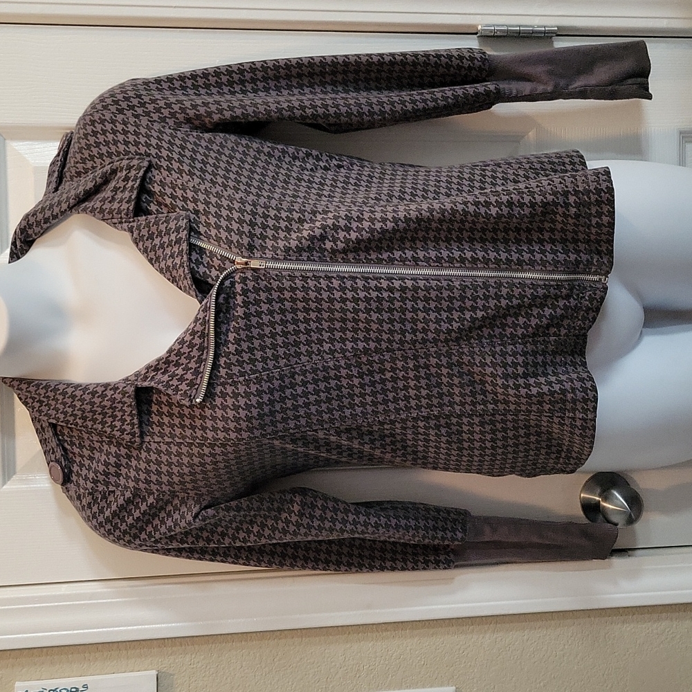 Miss Chievous zip up
